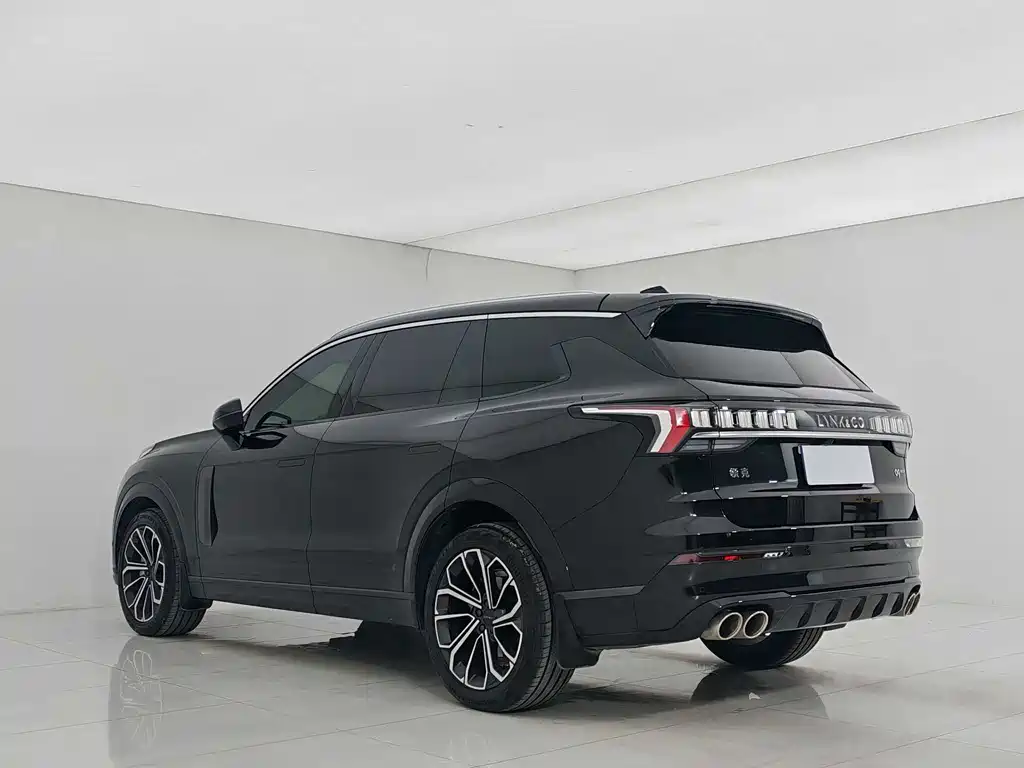 Lynk & Co 09 2021 2.0T Halo мест