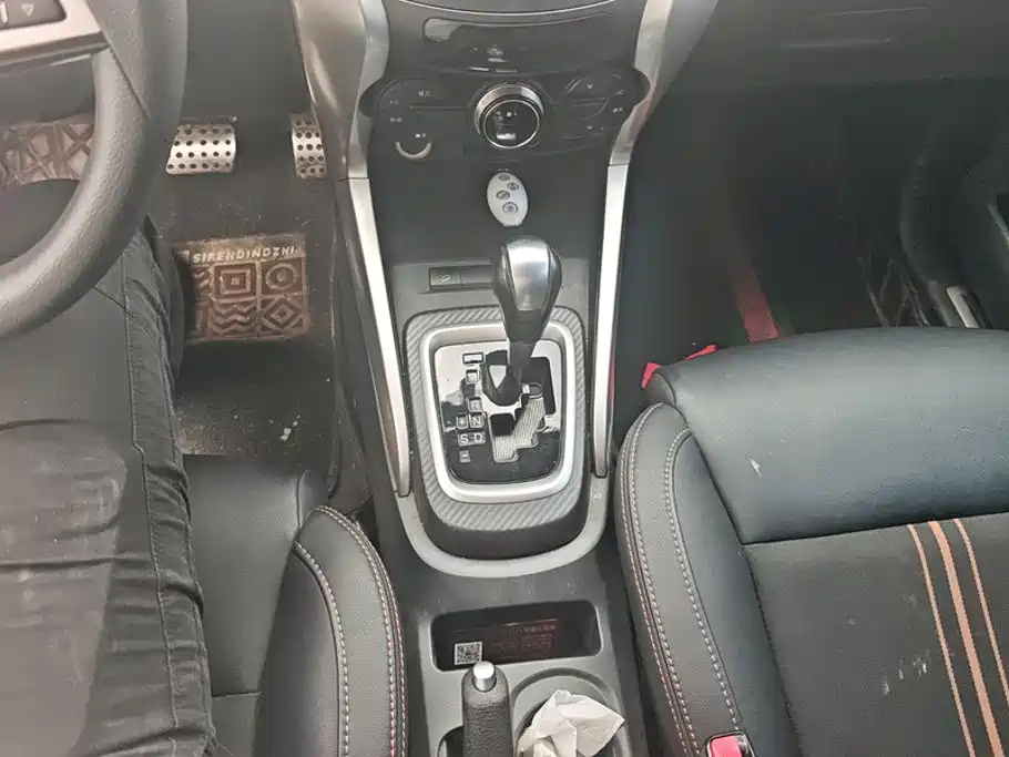 BYD Yuan — миниатюра 16