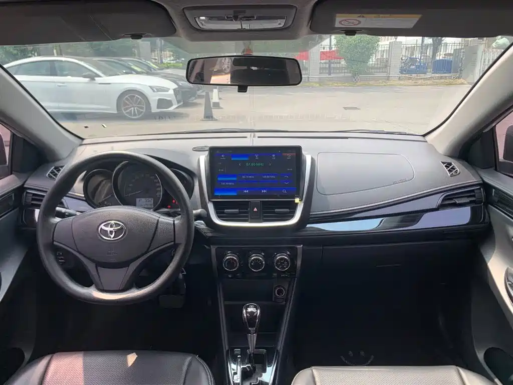 TOYOTA YARIS L ZHIXUAN