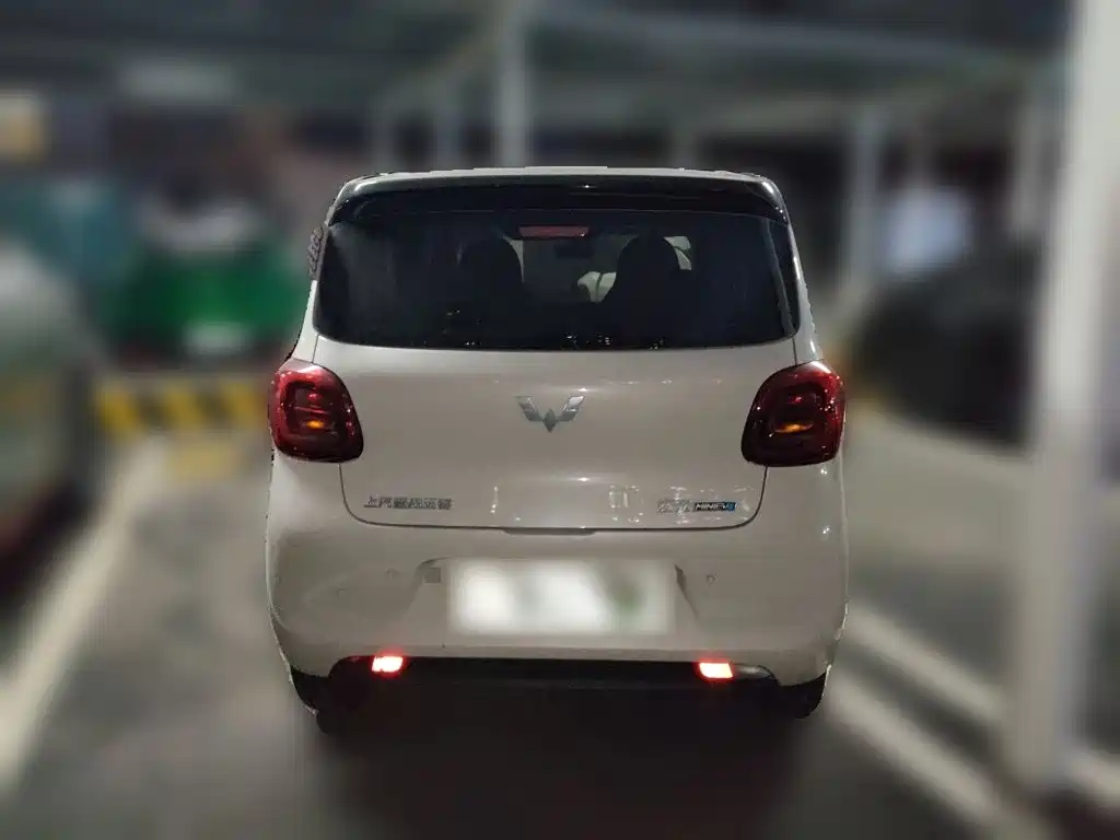 Wuling MINIEV — миниатюра 5