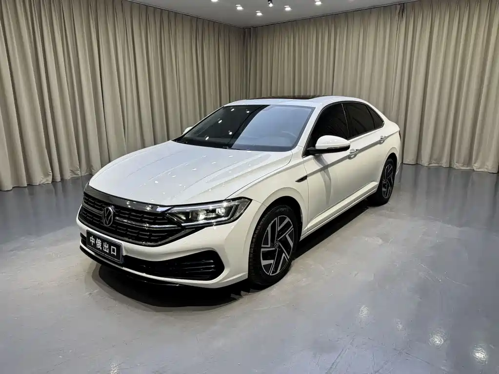 Volkswagen Sagitar 2022
