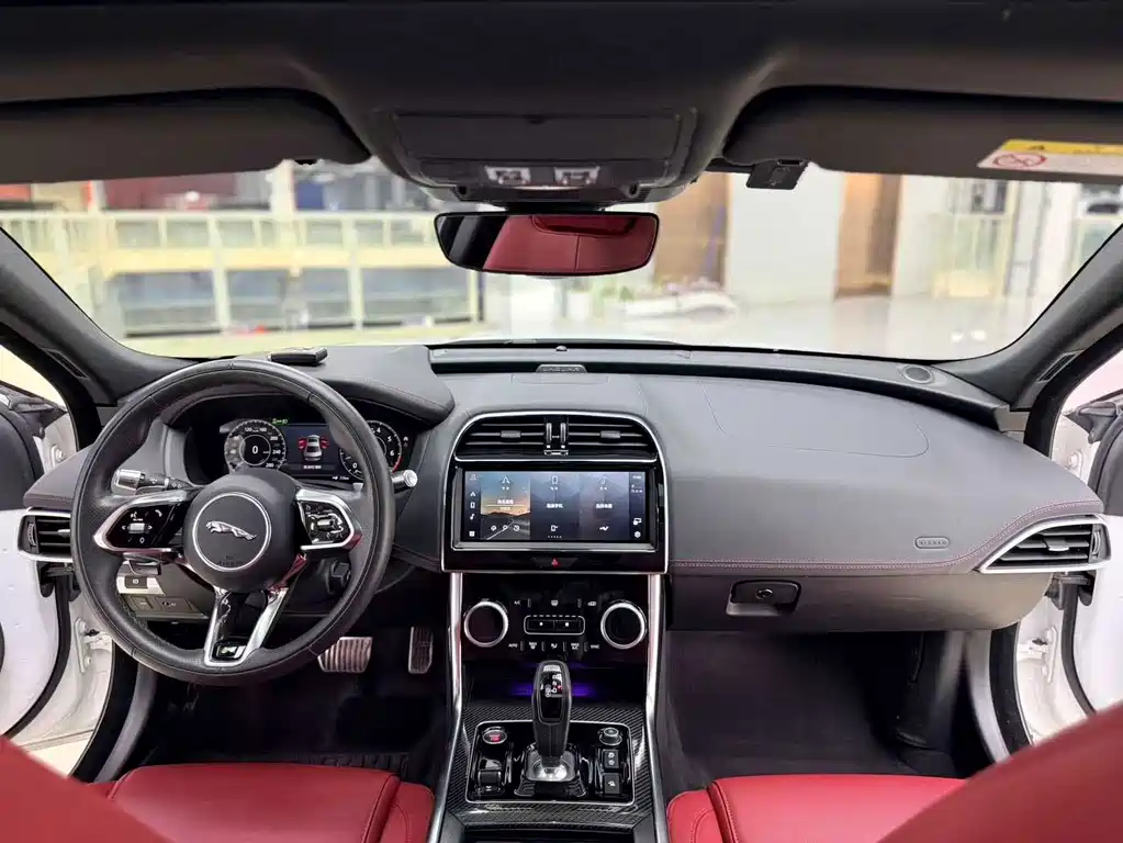 Jaguar XEL — миниатюра 7
