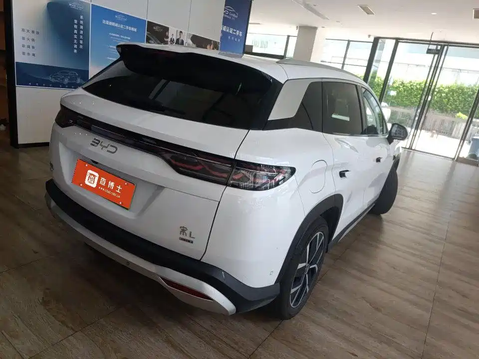 BYD L DM-i — миниатюра 4