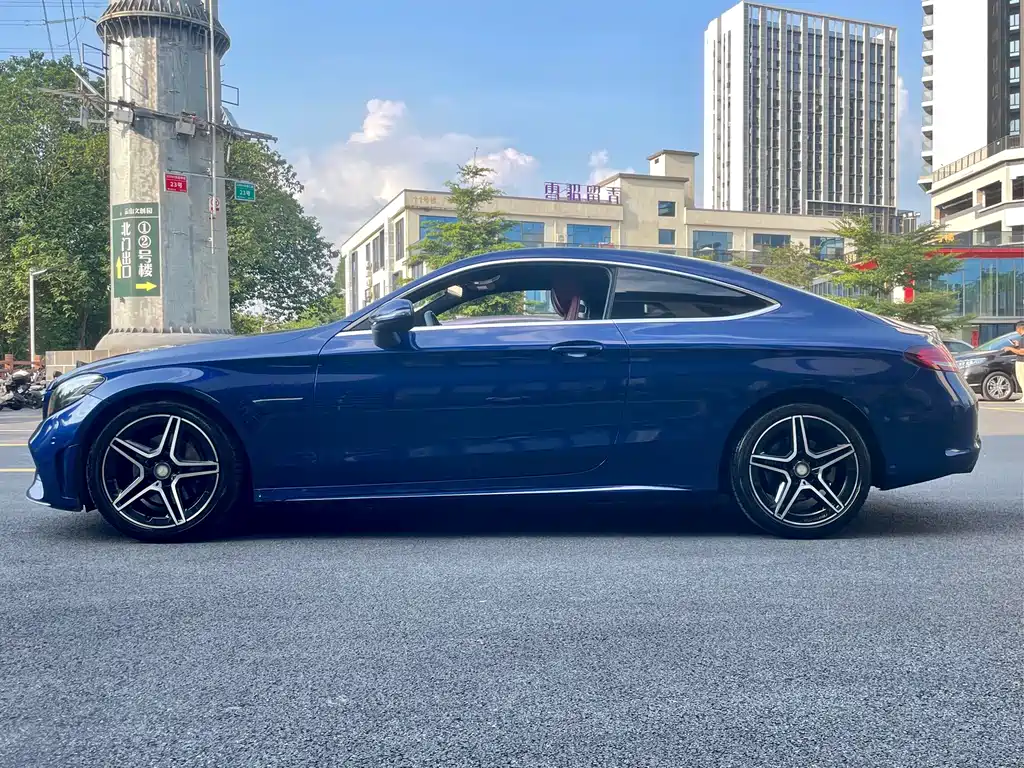 Mercedes-Benz C-Class (Import) — миниатюра 8