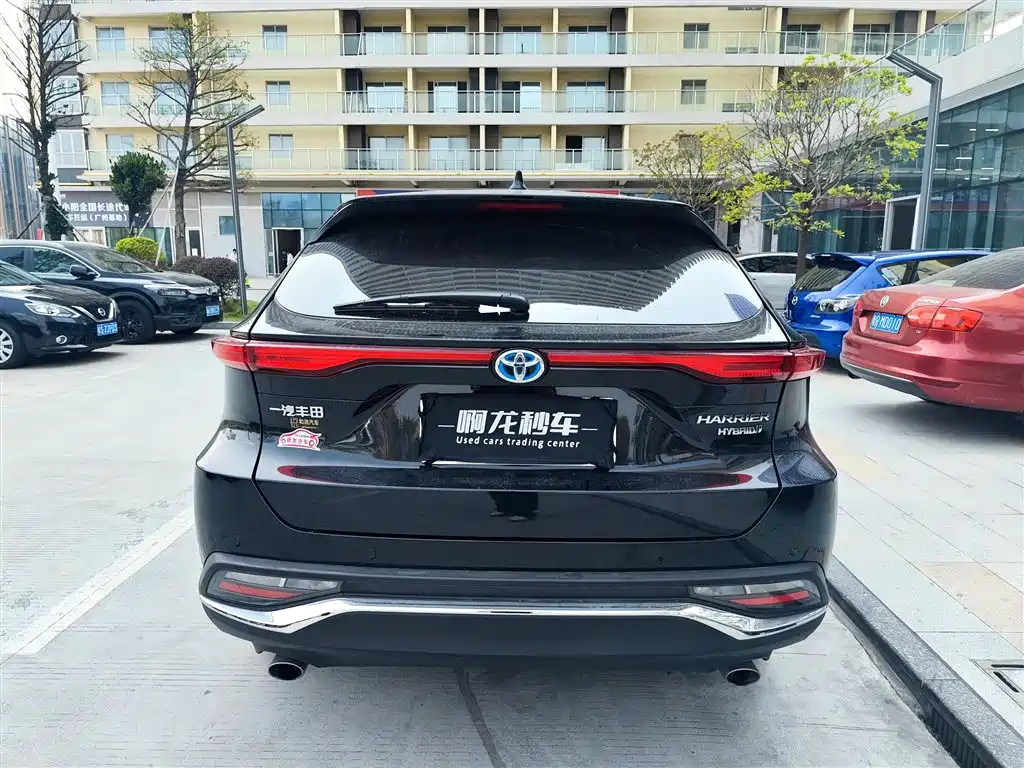 TOYOTA LING FANG HARRIER