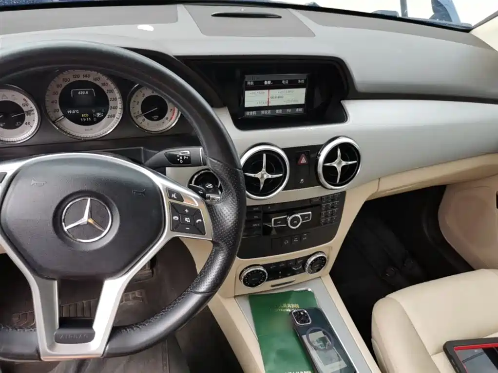 Mercedes-Benz GLK 2015 GLK 260 4MATIC