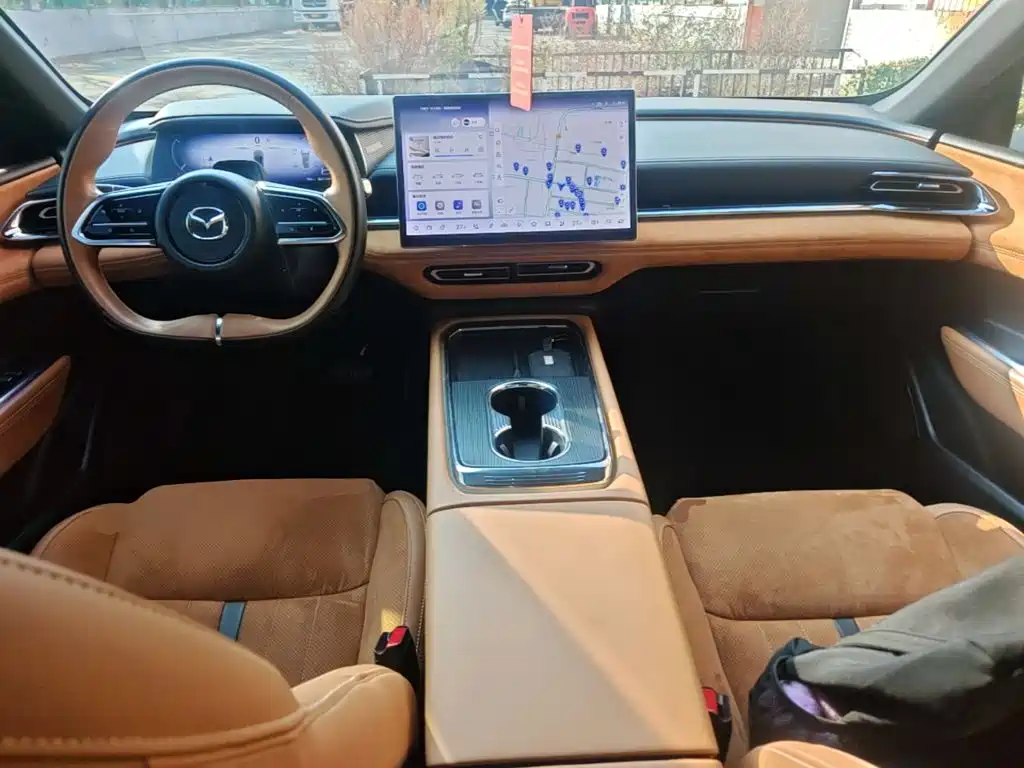 Mazda EZ-6 — миниатюра 10