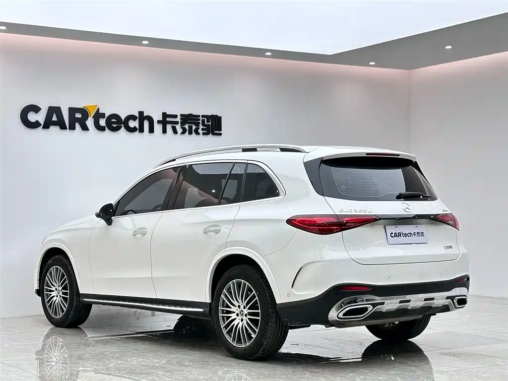Mercedes-Benz GLC 2023 GLC 300 L 4MATIC 5 мест