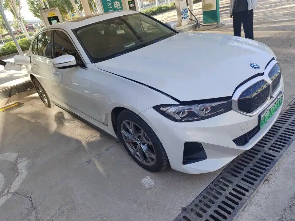 BMW i3 — миниатюра 2