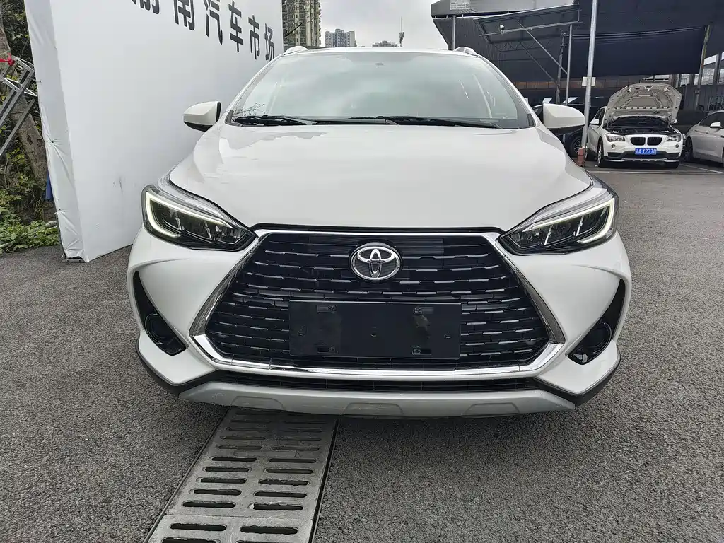 TOYOTA YARIS L ZHIXUAN