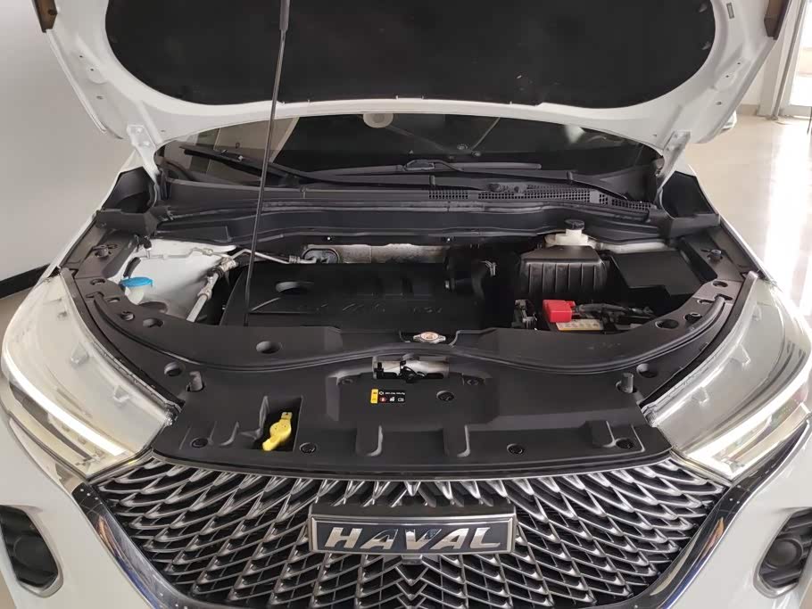 Haval Haval M6 1.5 л 2022 г. Белый, пробег 43500 км