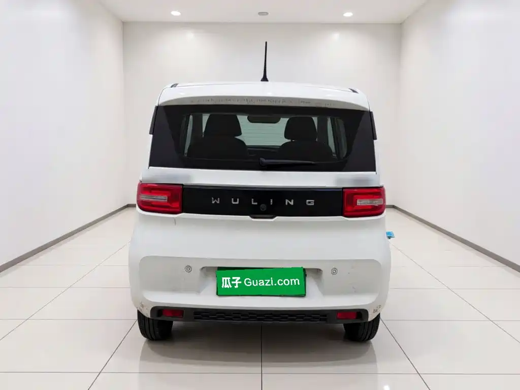Wuling MINIEV — миниатюра 5