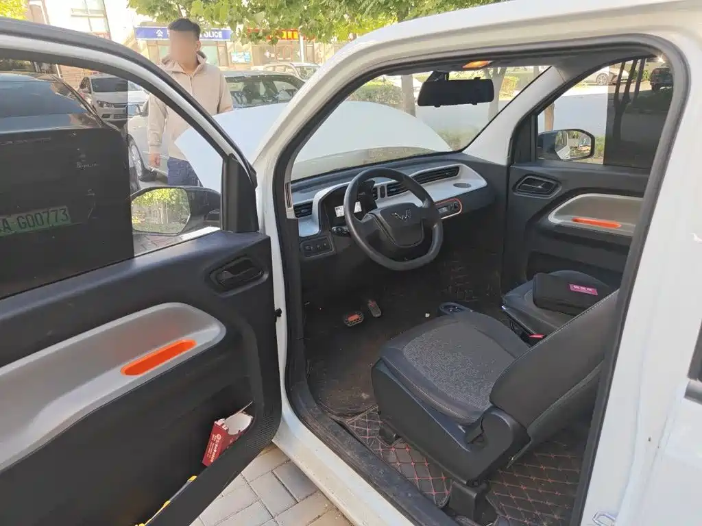 Wuling MINIEV — миниатюра 17