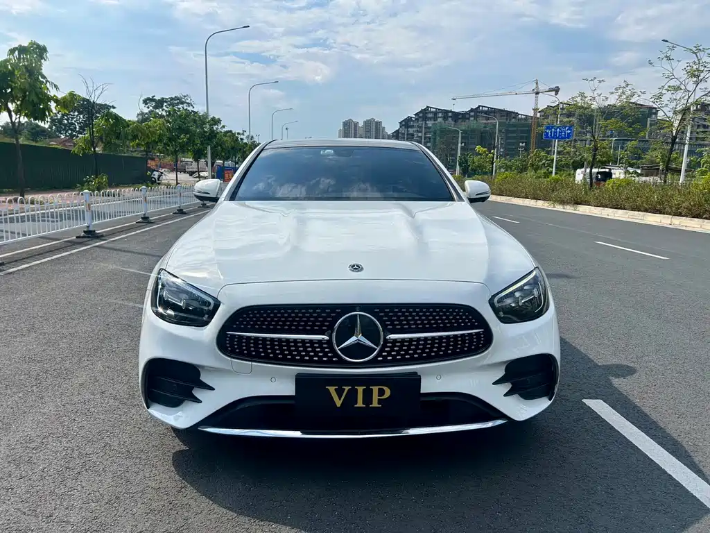 MERCEDES-BENZ  E CLASS