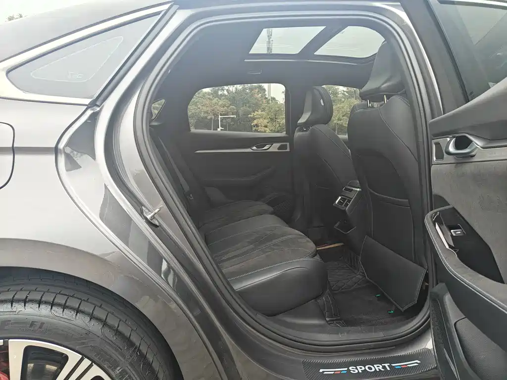 GEELY AUTOMOBILE XINGRUI