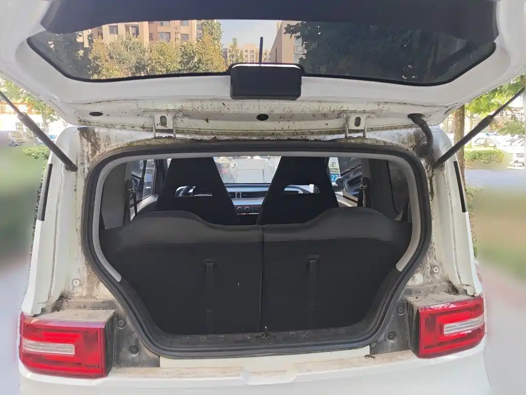 Wuling MINIEV — миниатюра 20