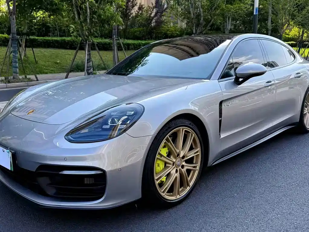 Porsche Panamera Hybrid