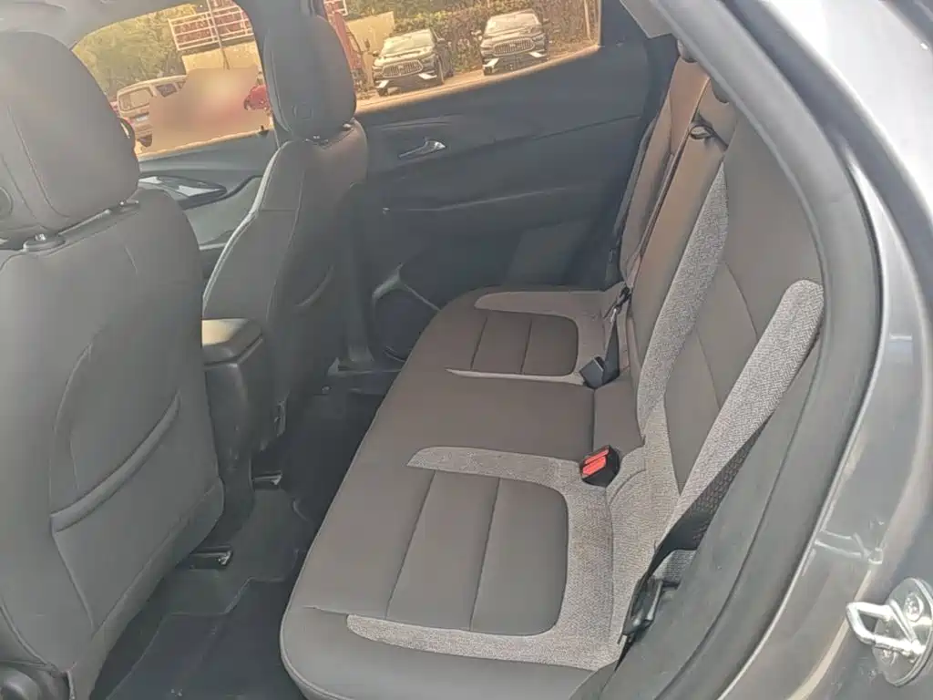 Chevrolet Tracker — миниатюра 17