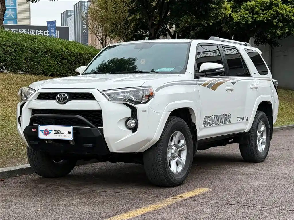 Toyota  2020