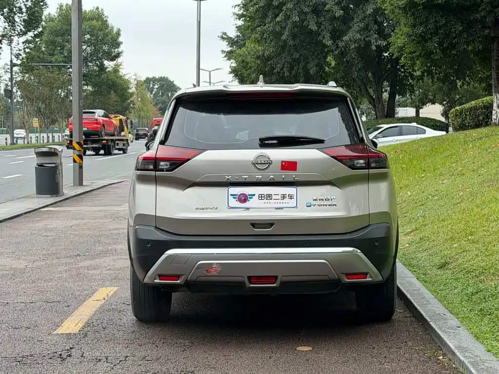 Nissan X-Trail — миниатюра 5