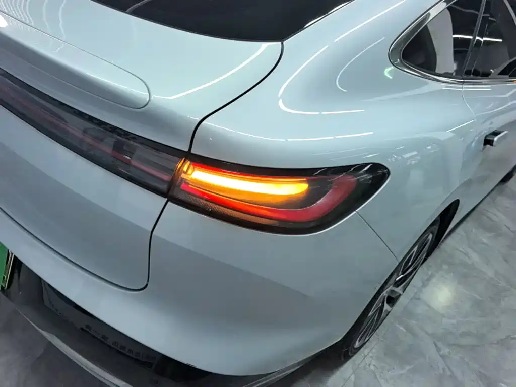 Baojun Xiangjing — миниатюра 8