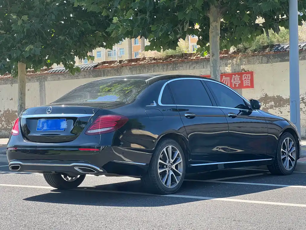 Mercedes-Benz E-Class E 2019 E 300 L Fashion