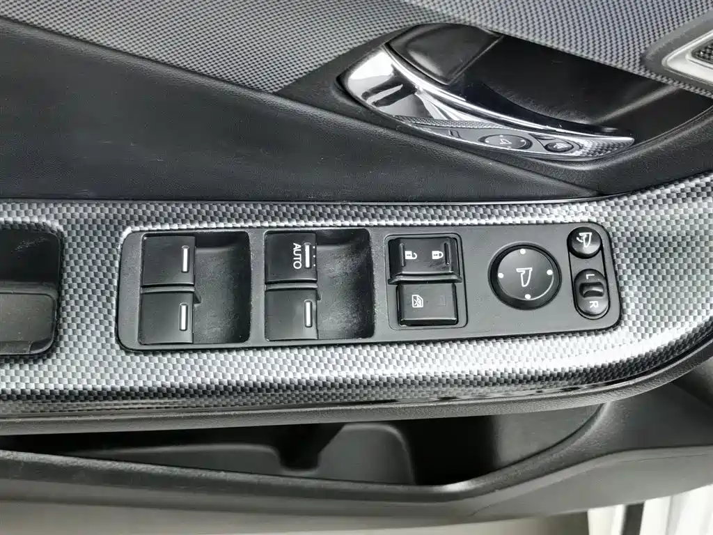 Honda Spirior 2015 2.4L Luxury