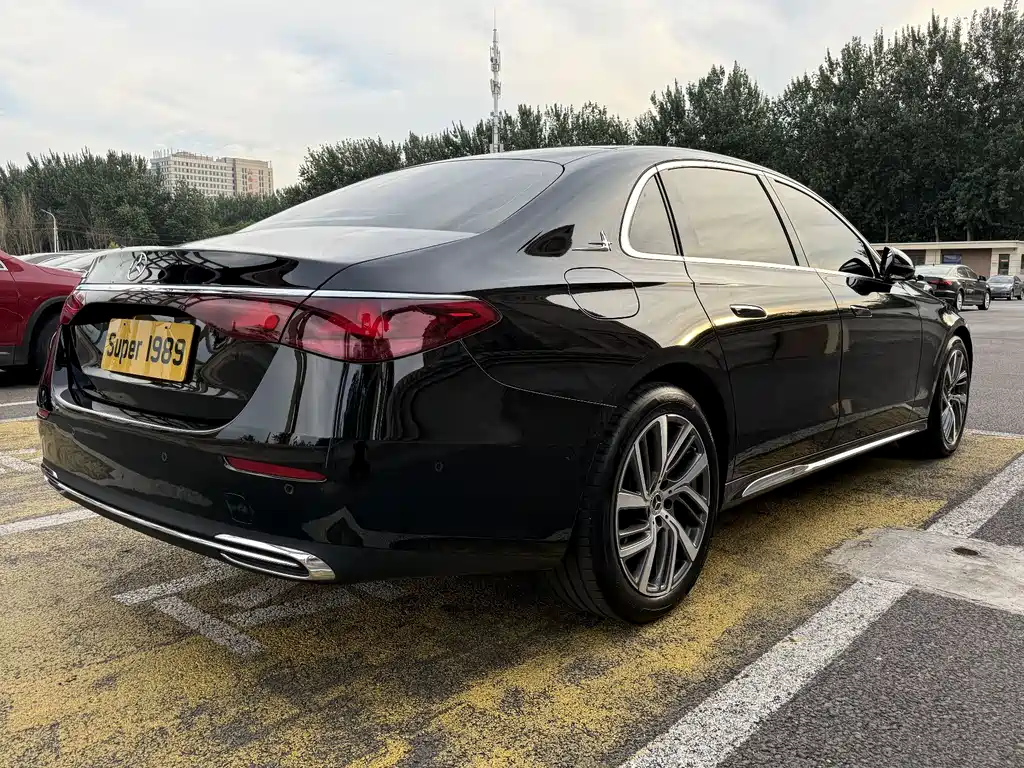 Mercedes-Benz E-Class E 2025 E 300 L Fashion