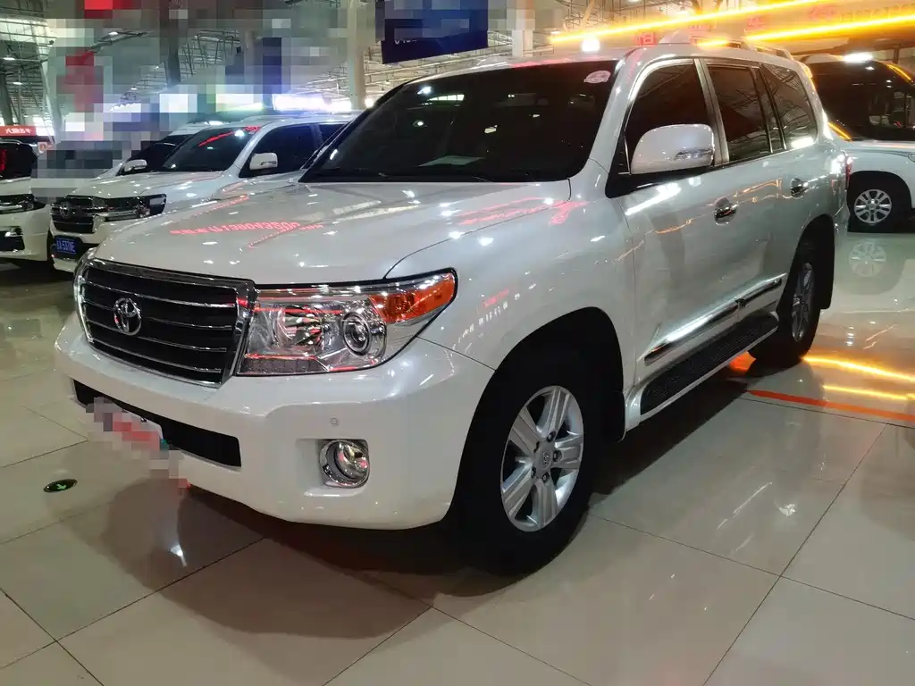 Toyota Land Cruiser 2015