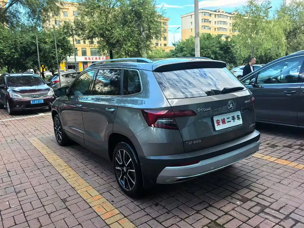 Skoda Karoq — миниатюра 6