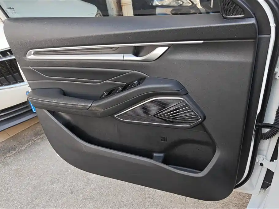 GEELY AUTOMOBILE EMGRAND