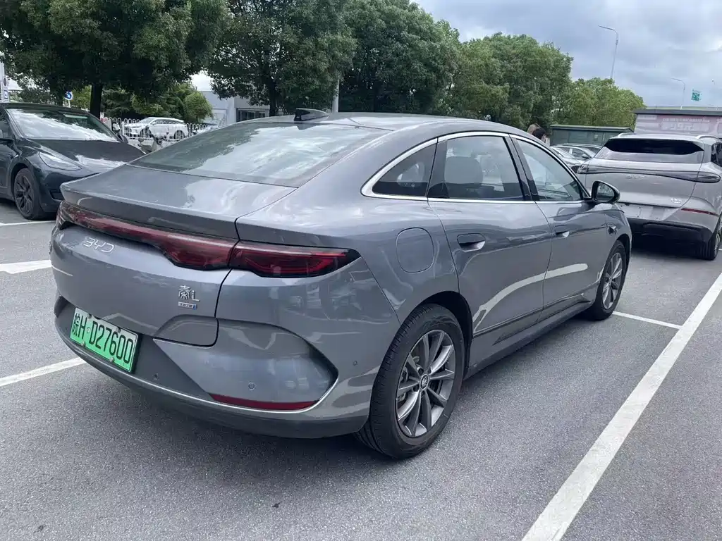 BYD Qin L DM-i Smart Drive 120KM Transcend