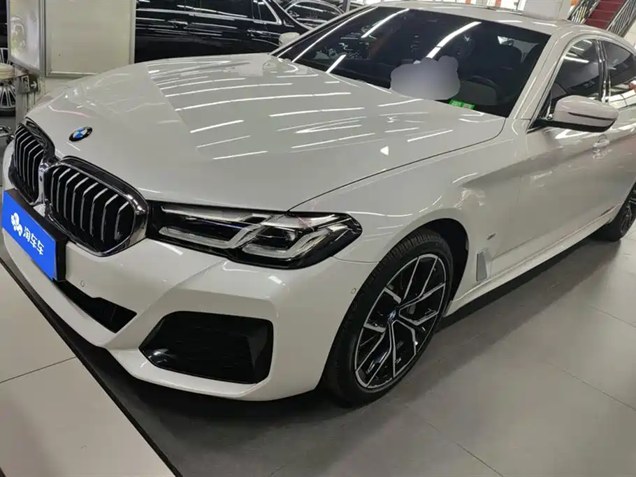 BMW 5 SERIES