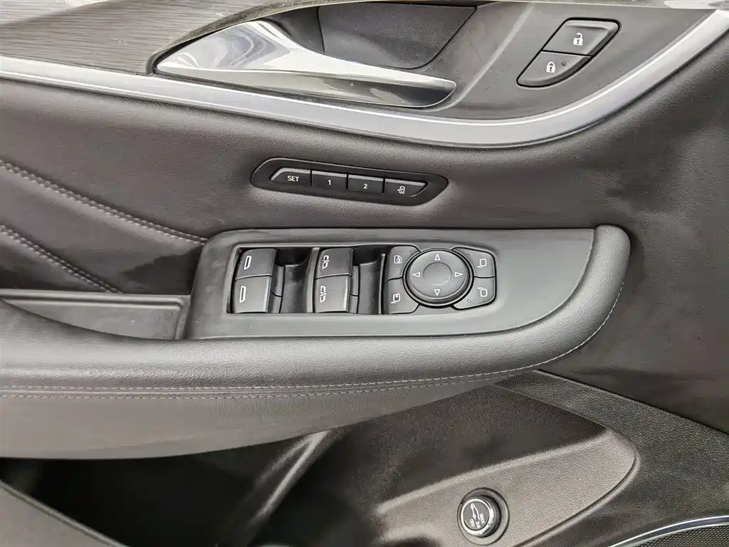 Buick Enclave 2020 28T Luxury