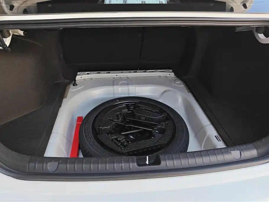 GEELY AUTOMOBILE EMGRAND