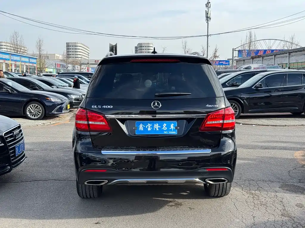 MERCEDES-BENZ GLS