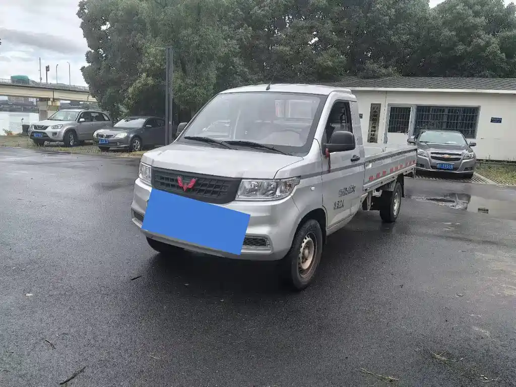 Wuling Rongguang 2023 1.5L LAR