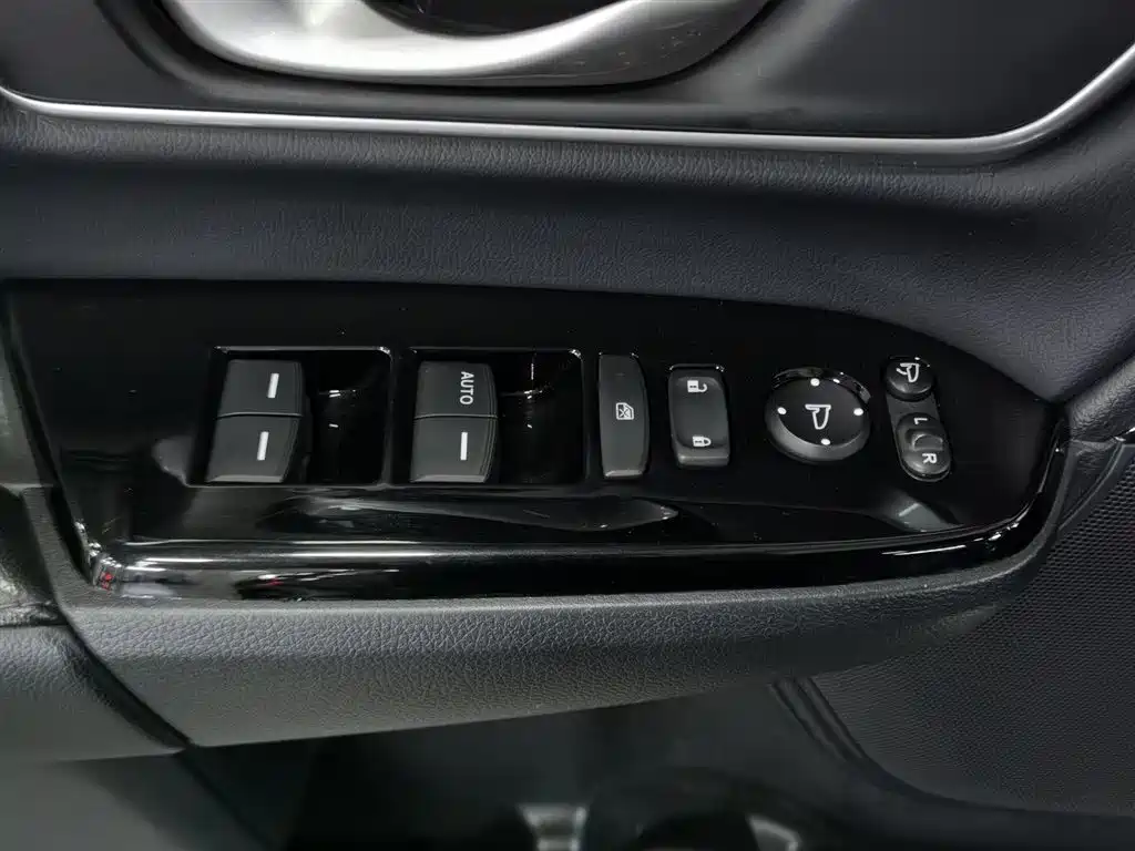 Honda CR-V 2019 240TURBO CVT V