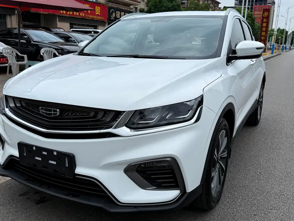 Купить Geely Binyue