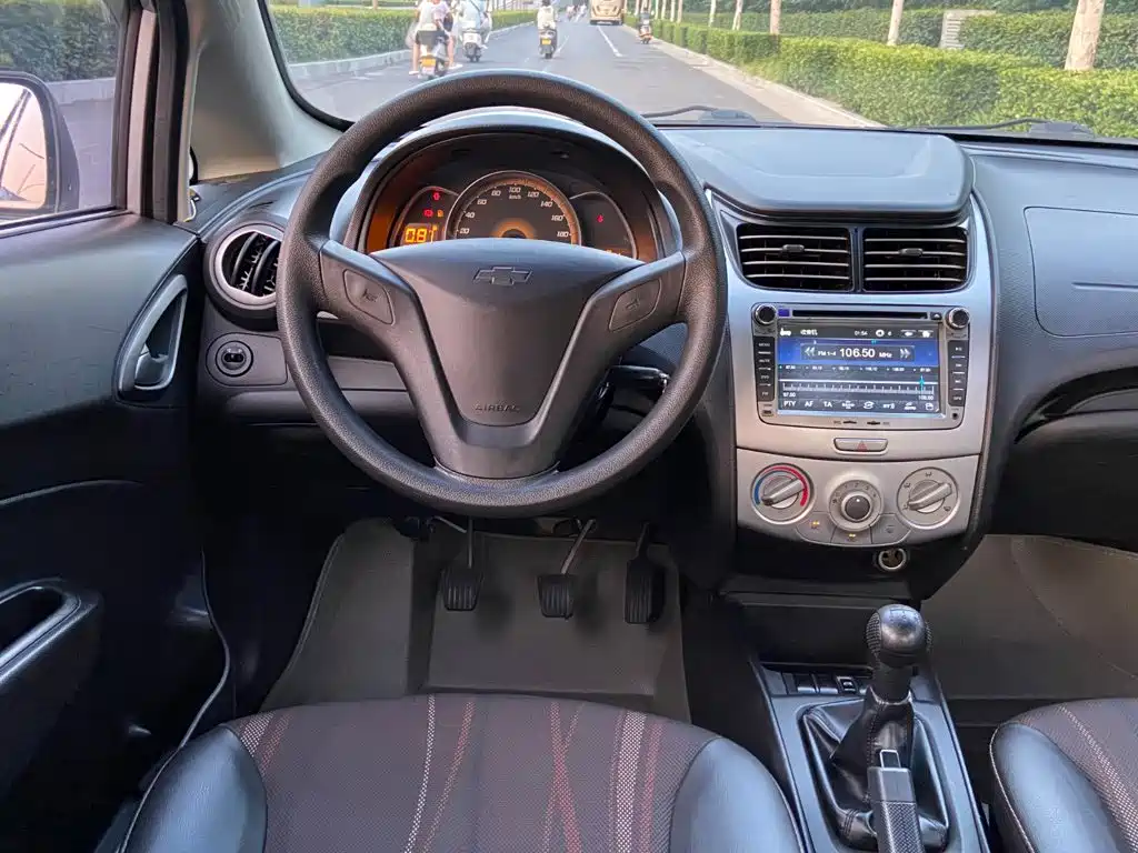 Chevrolet Sail — миниатюра 8