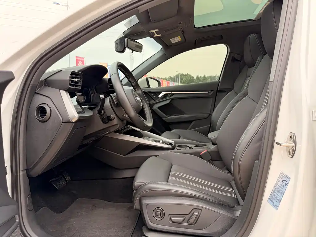 Audi A3 2023 Sportback 35 TFSI Fashion Sport