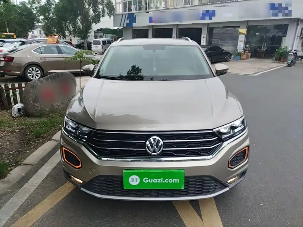 Volkswagen T-Roc 2018 230TSI DSG V