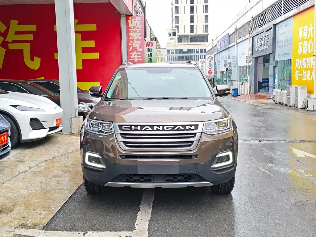 Changan CS95 — миниатюра 2