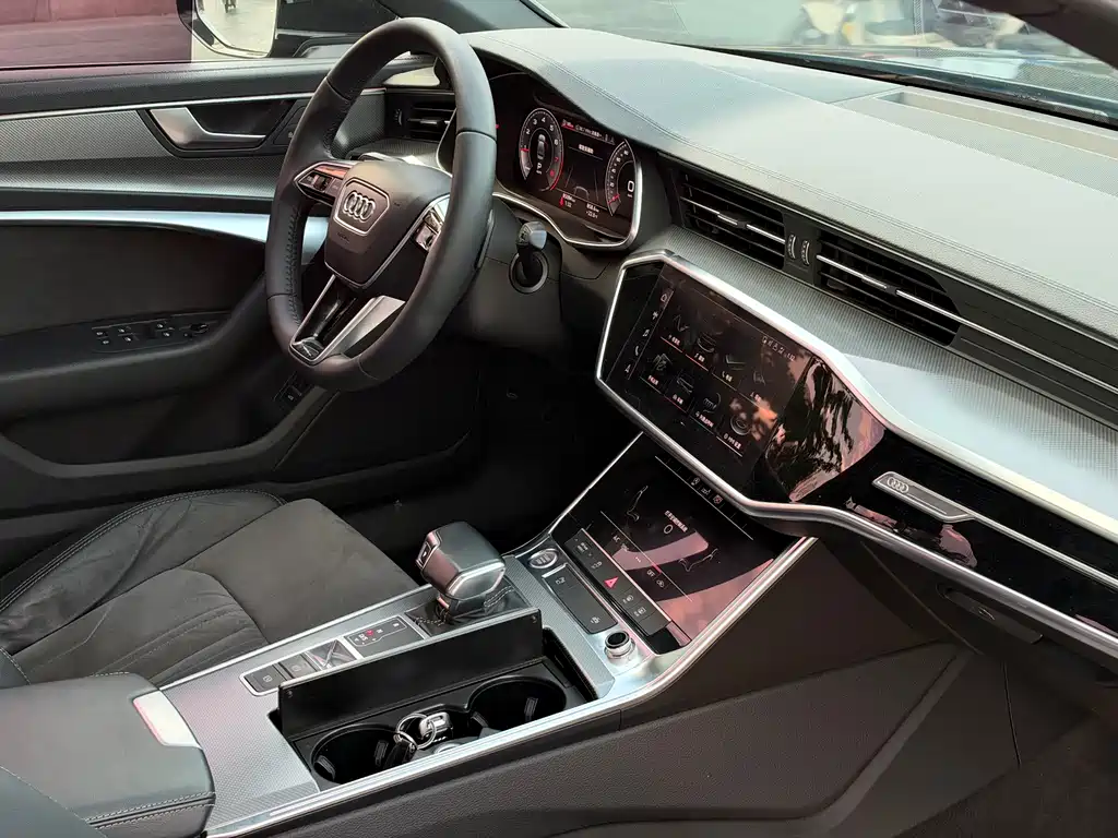 Audi A6L — миниатюра 12
