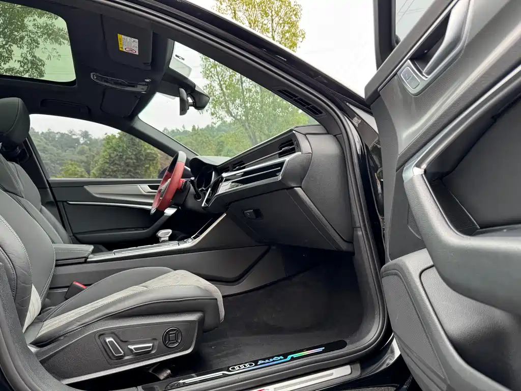 Audi A6L — миниатюра 16