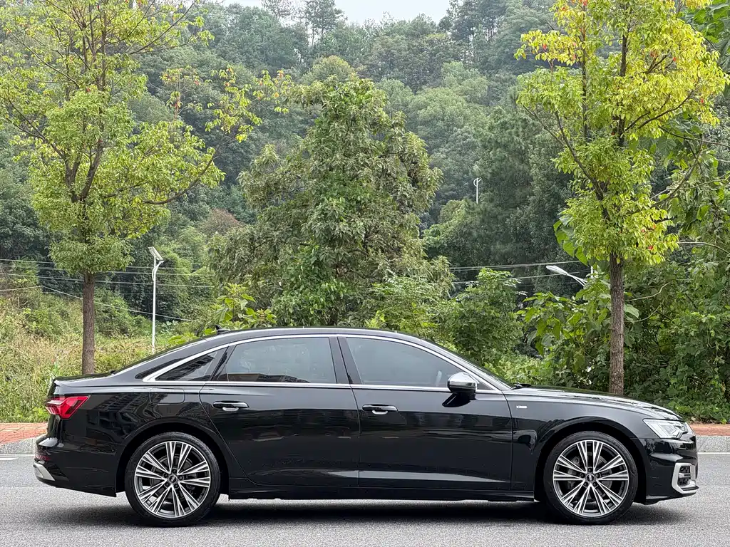 Audi A6L — миниатюра 5
