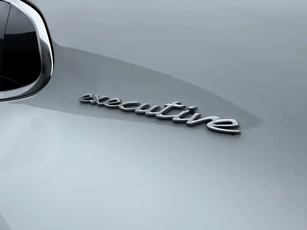 Porsche Panamera — миниатюра 26