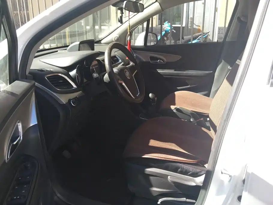 Buick Encore — миниатюра 9