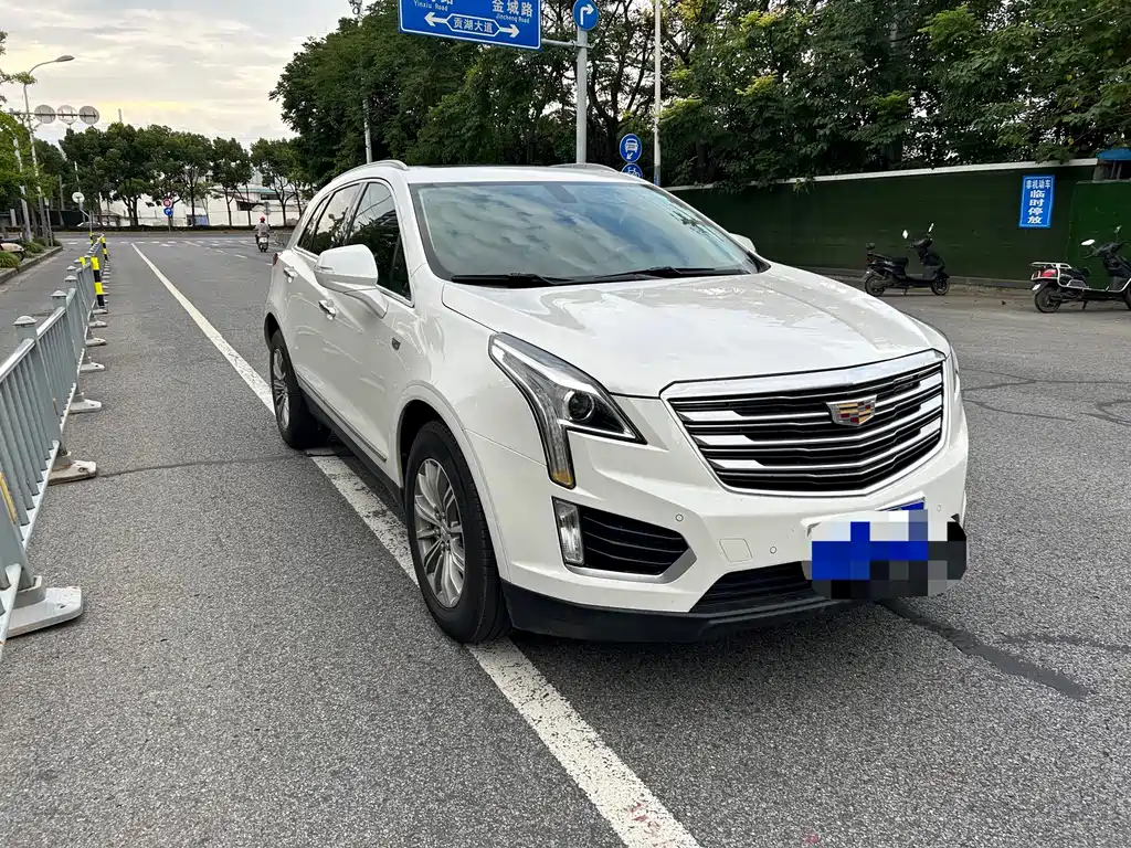 Cadillac XT5 25T Luxury Type, фото 3