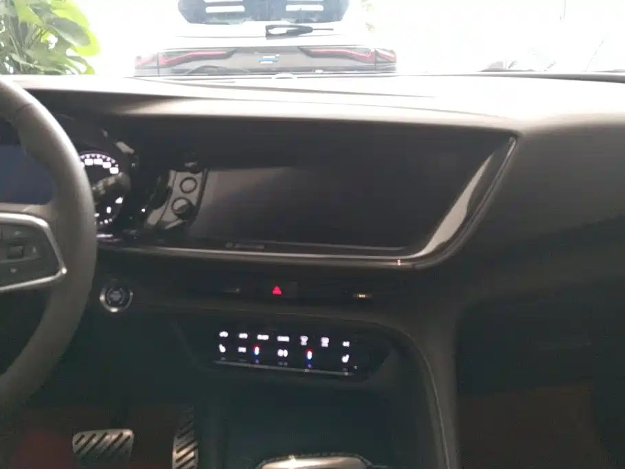 Buick Envision S — миниатюра 13